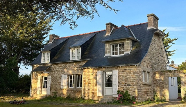 Charming Breton house in Port Manec'h, 200 m from the beach and port, quiet location