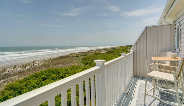 Charming Brigantine Condo Rental: Steps to Beach!