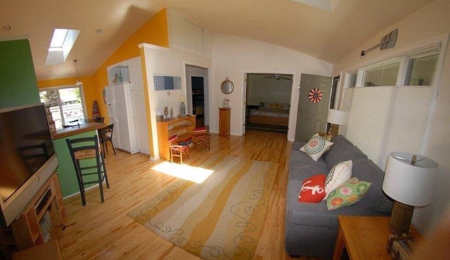 Charming & Bright Saugatuck/Douglas Getaway Condo In Ideal Location