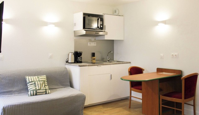 Charming, bright studio in the heart of Paris