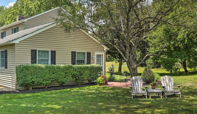 Charming Bucks County Retreat ~ 4 Mi to Downtown!