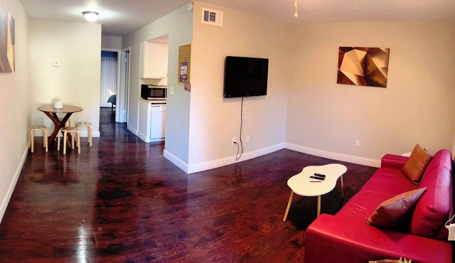 Charming Budget-friendly 1BR Stay in Gainesville