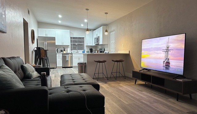 Charming Bungalow in the Heart of Downtown