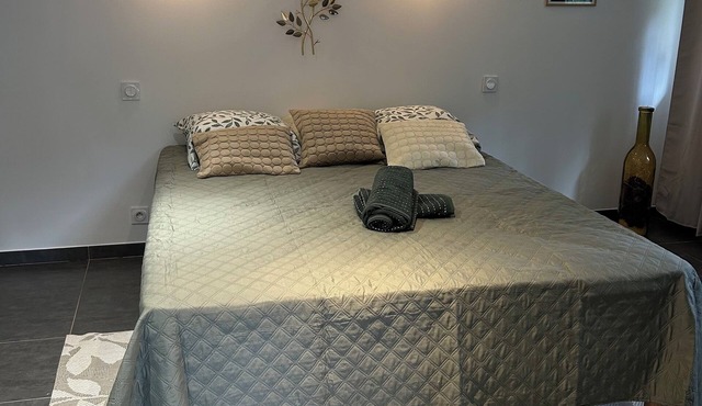 Charming bungalow on a beautiful estate