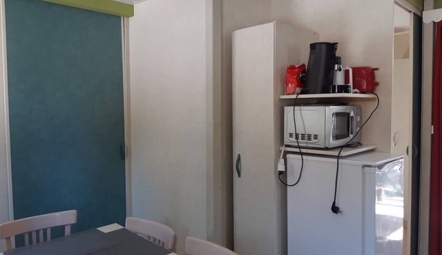 Charming bungalow with pool and large terrace in condominium park