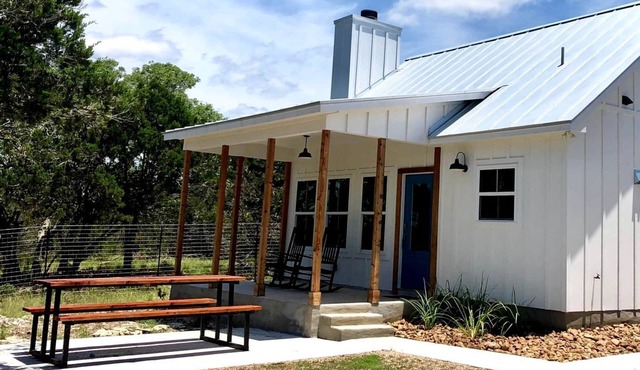 Charming Cabin for Glamping Vacations in Wimberley, Texas