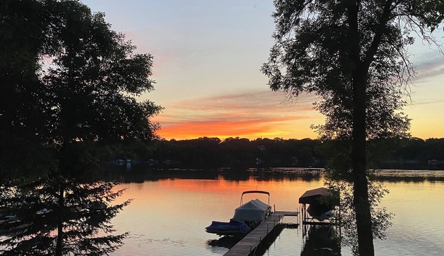 Charming cabin getaway just 1 hour from MPLS
