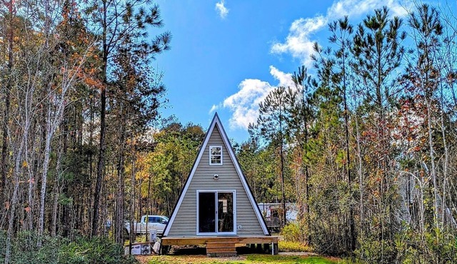 Charming cabin in delightful Bayboro with AC, WiFi