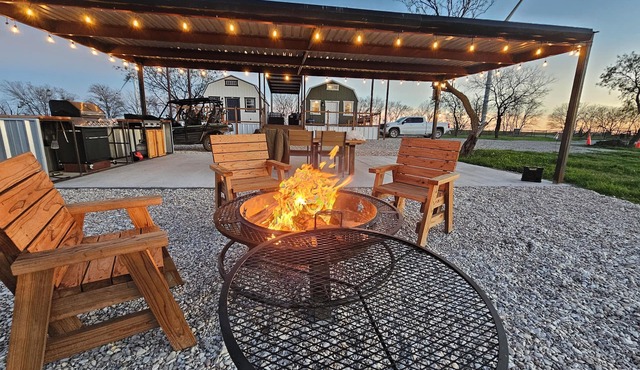 Charming Cabin in the Country, 25 mins from Waco, Texas