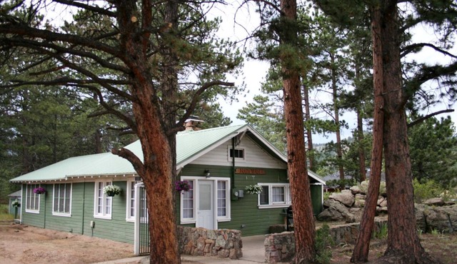 Charming cabin, next to National Park