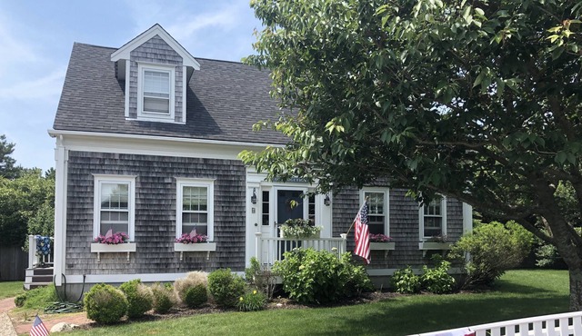 Charming Cape Cod with Neighborhood Pool and Tennis Courts