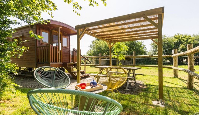 Charming caravan near equestrian center, perfect for unwinding