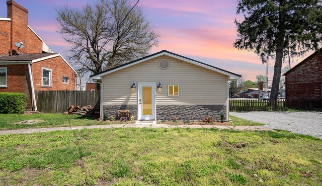 Charming Carriage House near the river and Ark Encounter