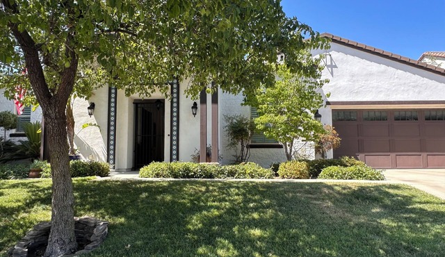 Charming Casita in a Tranquil Gated Community in Rocklin