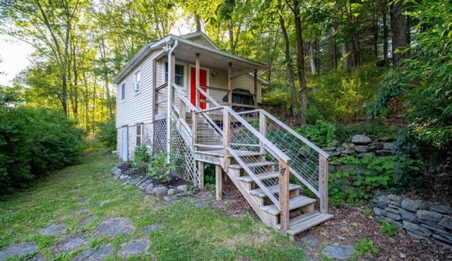 Charming Catskills Studio