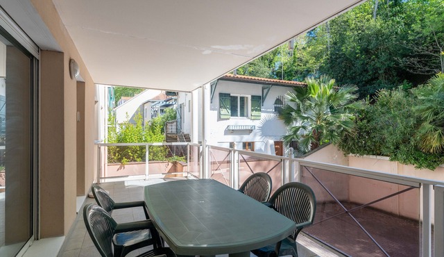 Charming Central Apartment, 2 Bedrooms, Near Beach, Shops & Restaurants in Arcachon