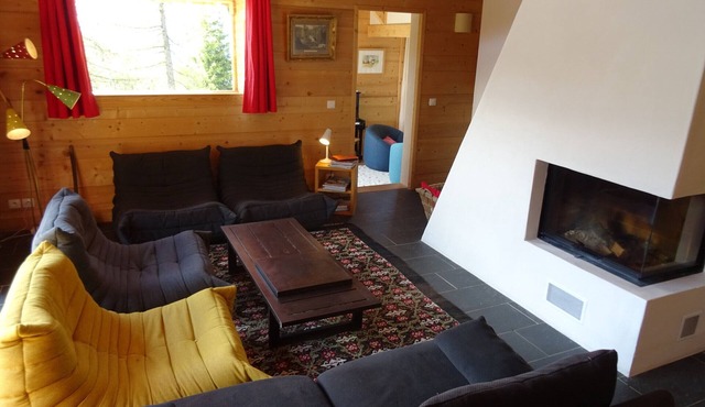 Charming chalet for 8 in Plan Peisey, near slopes, with fireplace and WIFI