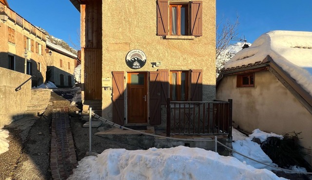 Charming chalet Alpe d'Huez, 5 people with all comfort