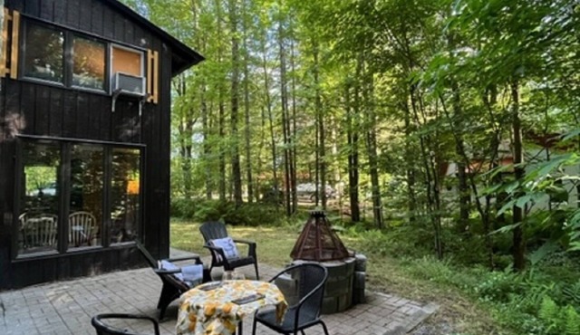 Charming Chalet At The Foothills Of Mount Orford