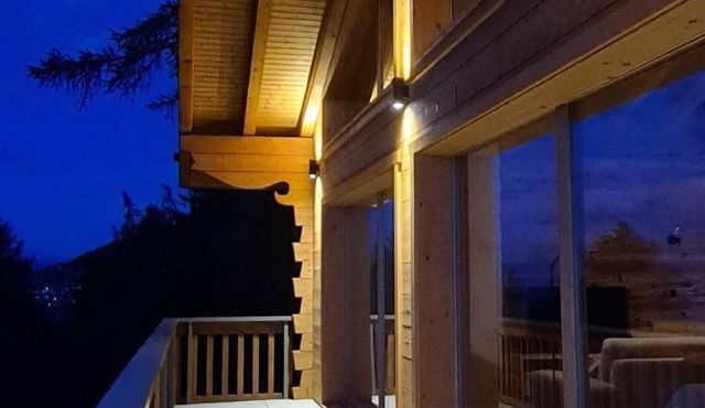 Charming Chalet Doux Douze