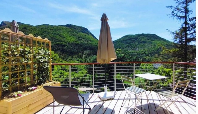 Charming chalet ideal for nature lovers and hikers