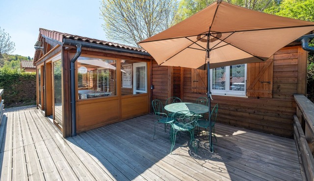 Charming Chalet “Le Sotré” with Private Terrace, Garden, and Wi-Fi