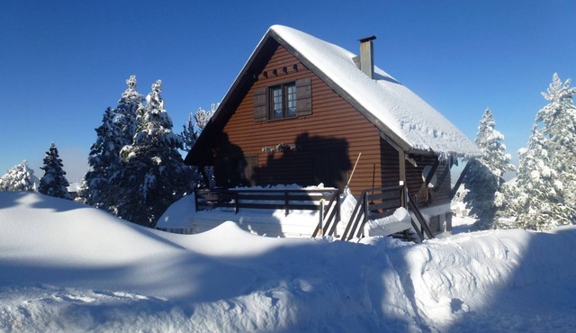 Charming chalet sleeps 10, at the foot of the pistes (Pierre St Martin)