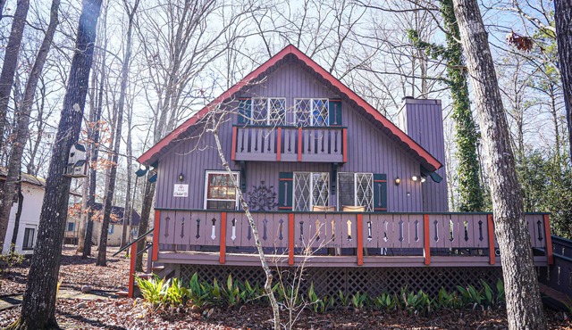 Charming chalet that is perfect for your family get away!