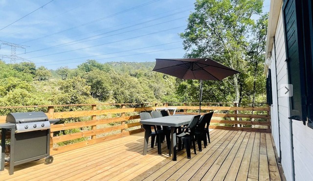 Charming chalet with terrace and pool access