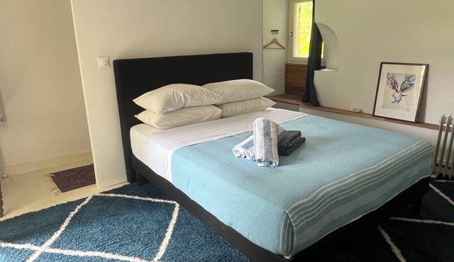 Charming chambre d'hote for 4-6 people with swimming pool and outdoor kitchen