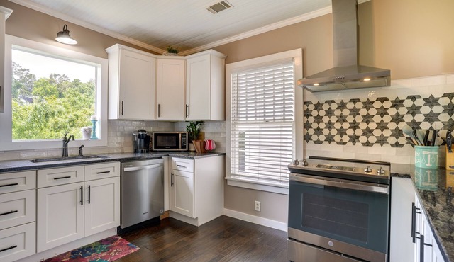 Charming Chattanooga Home - Bike to Aquarium!