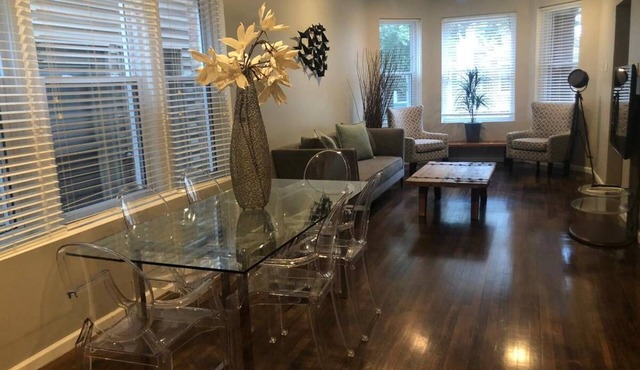 Charming Chi-town 2-bedroom apartment