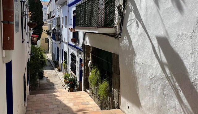 Charming Cipres Casa in Sitges centre & minutes to beach