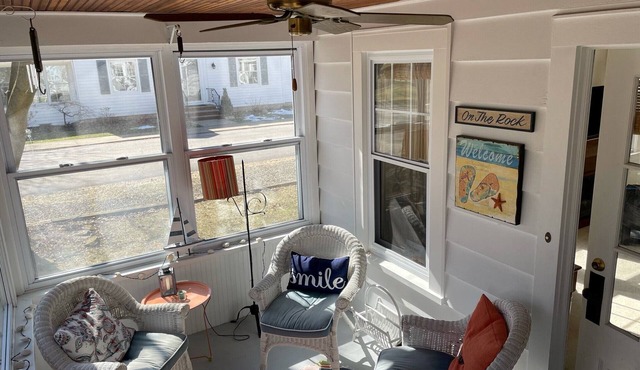Charming Cottage within the gates of Lakeside Chautauqua!