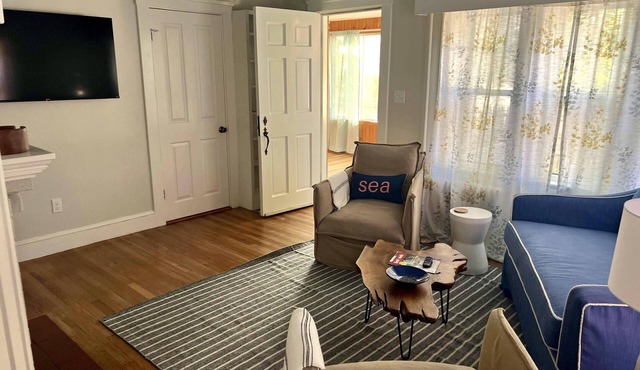 Charming Coastal Cottage, Steps to Ocean & Rockport Village!