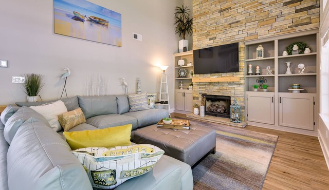 Charming Coastal Home: 6 Mi to Choctawhatchee Bay!