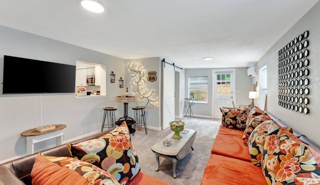 Charming Coastal House Near Beaches