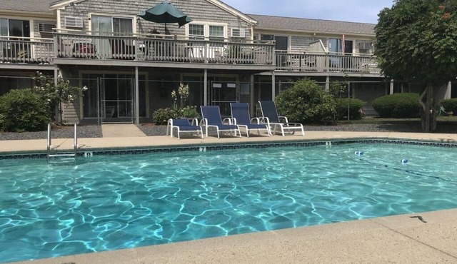 Charming, Comfortable 1-bedroom Condo with Pool Near Bass River