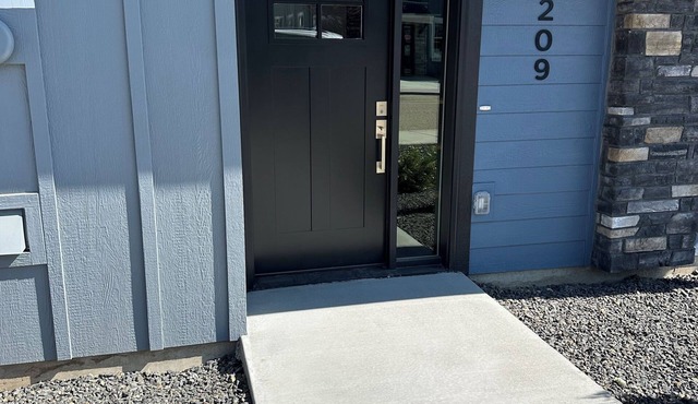 Charming Condo in Star, ID, near shopping , Dining, spas and salon, with WiFi