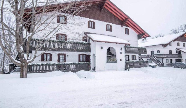 Charming Condo with Views of Mont-Tremblant