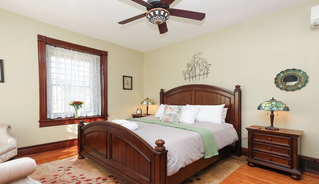 Charming Conshohocken B+B Near Philly