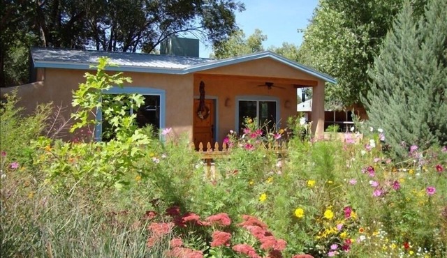 Charming Corrales Casita
