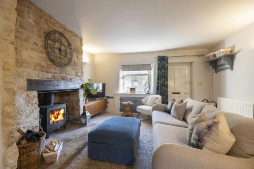 Charming Cotswold Cottage in Central Winchcombe
