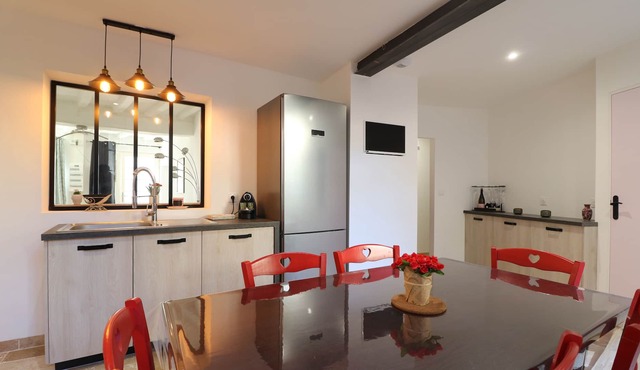 Charming cottage in Le Puy - a bottle of fine bubbles offered