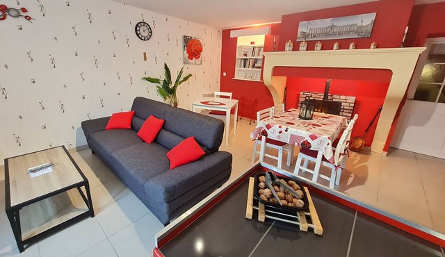 Charming cottage with parking - 2 guests in village center