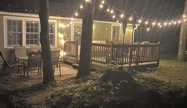 Charming cottage 2 bd 1 bth WiFi, AC Antigo Bass Lake Golf Course utv snow trl