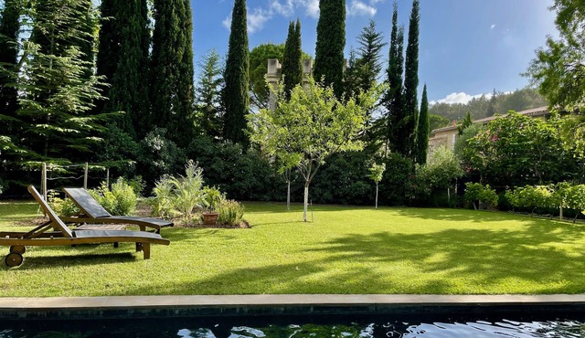 Charming cottage a few kilometers from Carcassonne and Lagrasse, private pool