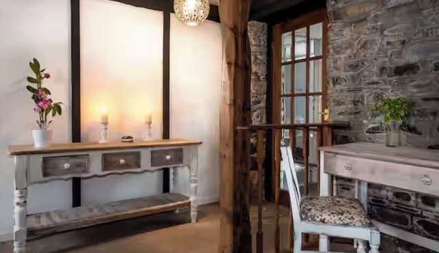 Charming Cottage Apartment-1 minute from Beach