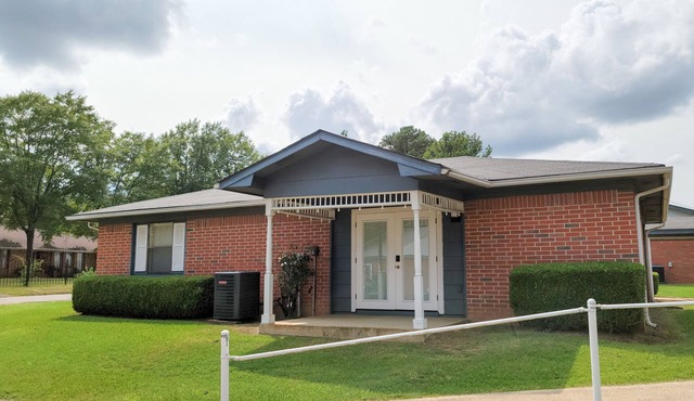 Charming Cottage Apartment with all amenities