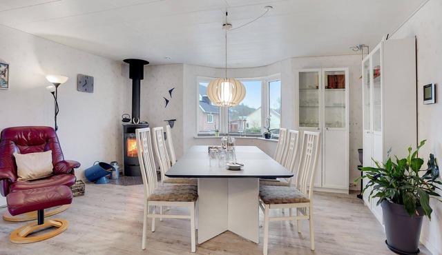 Charming cottage by the fjord.